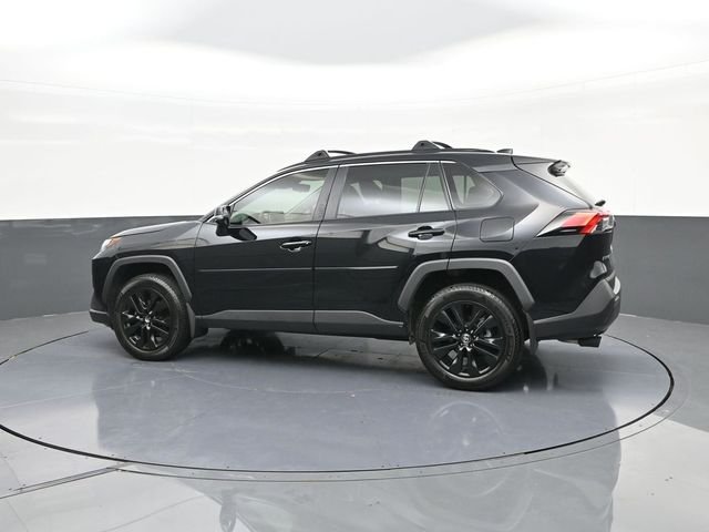 Used 2025 Black Toyota XLE Premium image 5