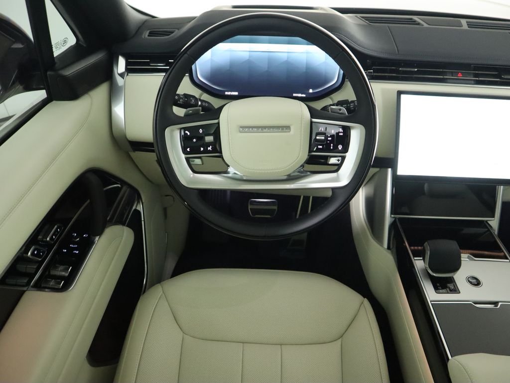 New 2026 Batumi Gold Land Rover SE image 10