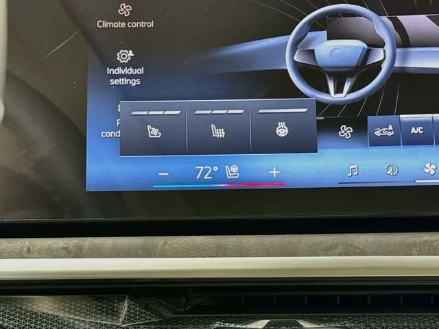 2027 BMW X7 40i - Photo 21