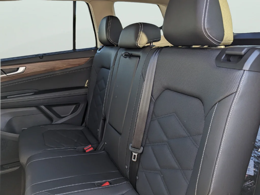 2026 Volkswagen Atlas SE w/Tech - Photo 17
