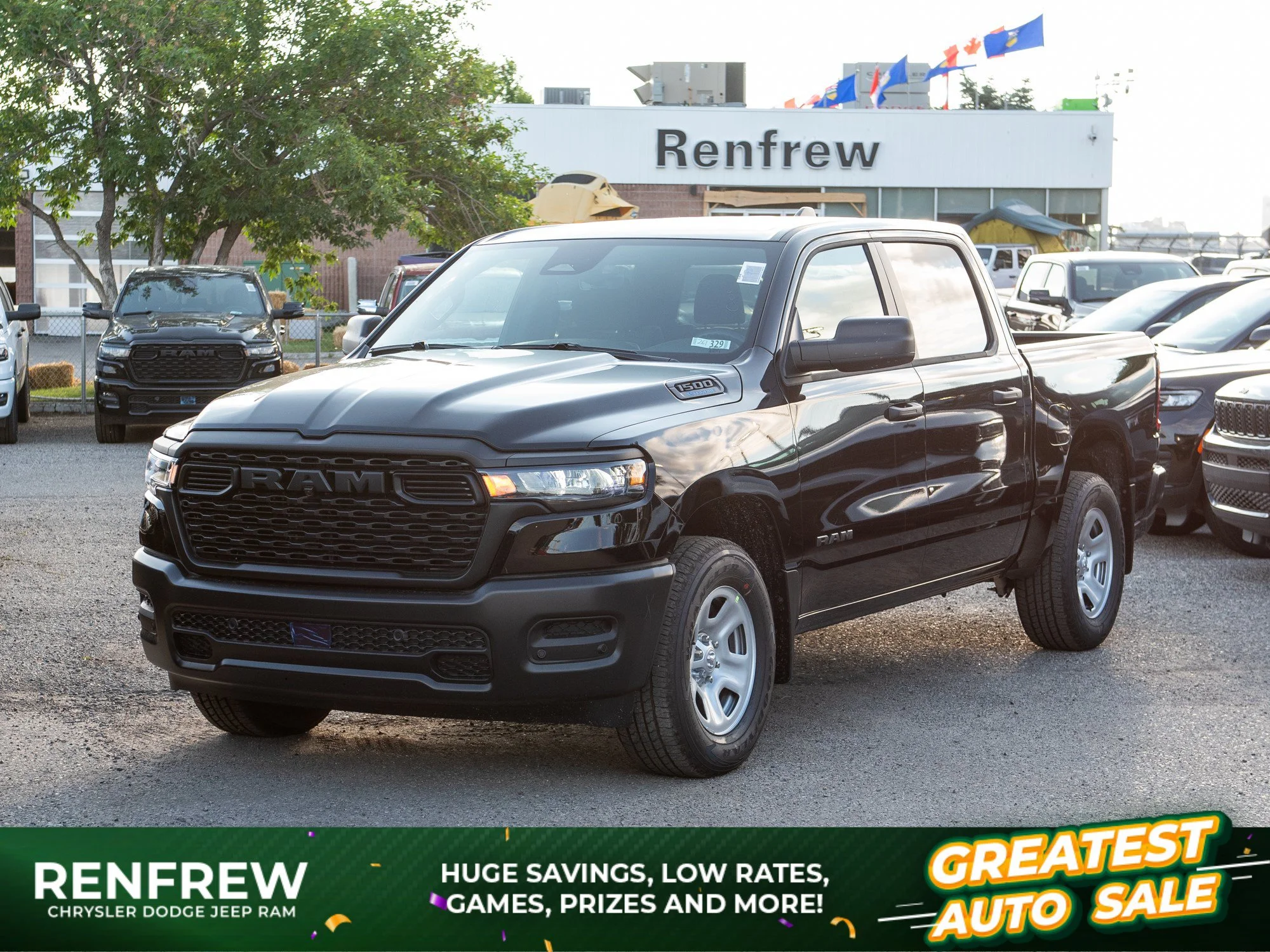 New 2026 Black RAM Tradesman* Crew Cab 4x4, 3.6L V6 w/eTorque, Level 1 Equip Group image 1