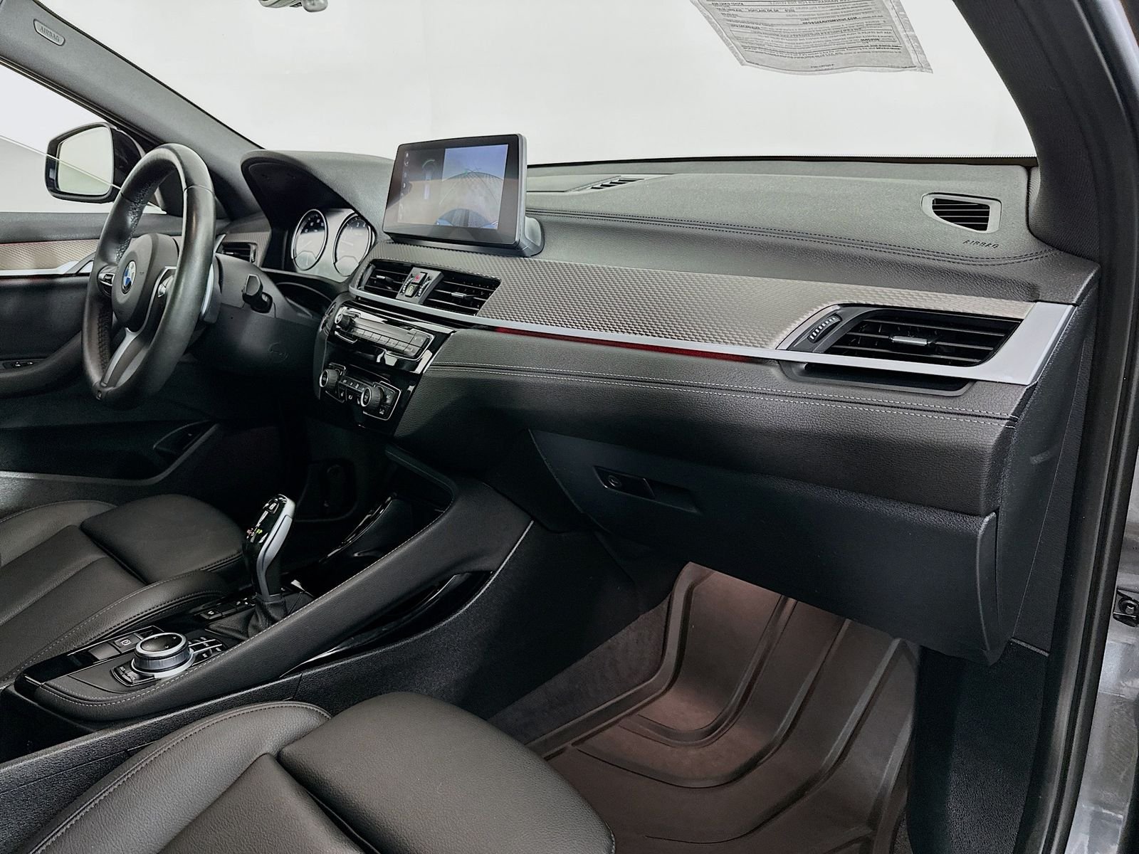 Used 2022 Mineral Grey Metallic BMW M35i image 29