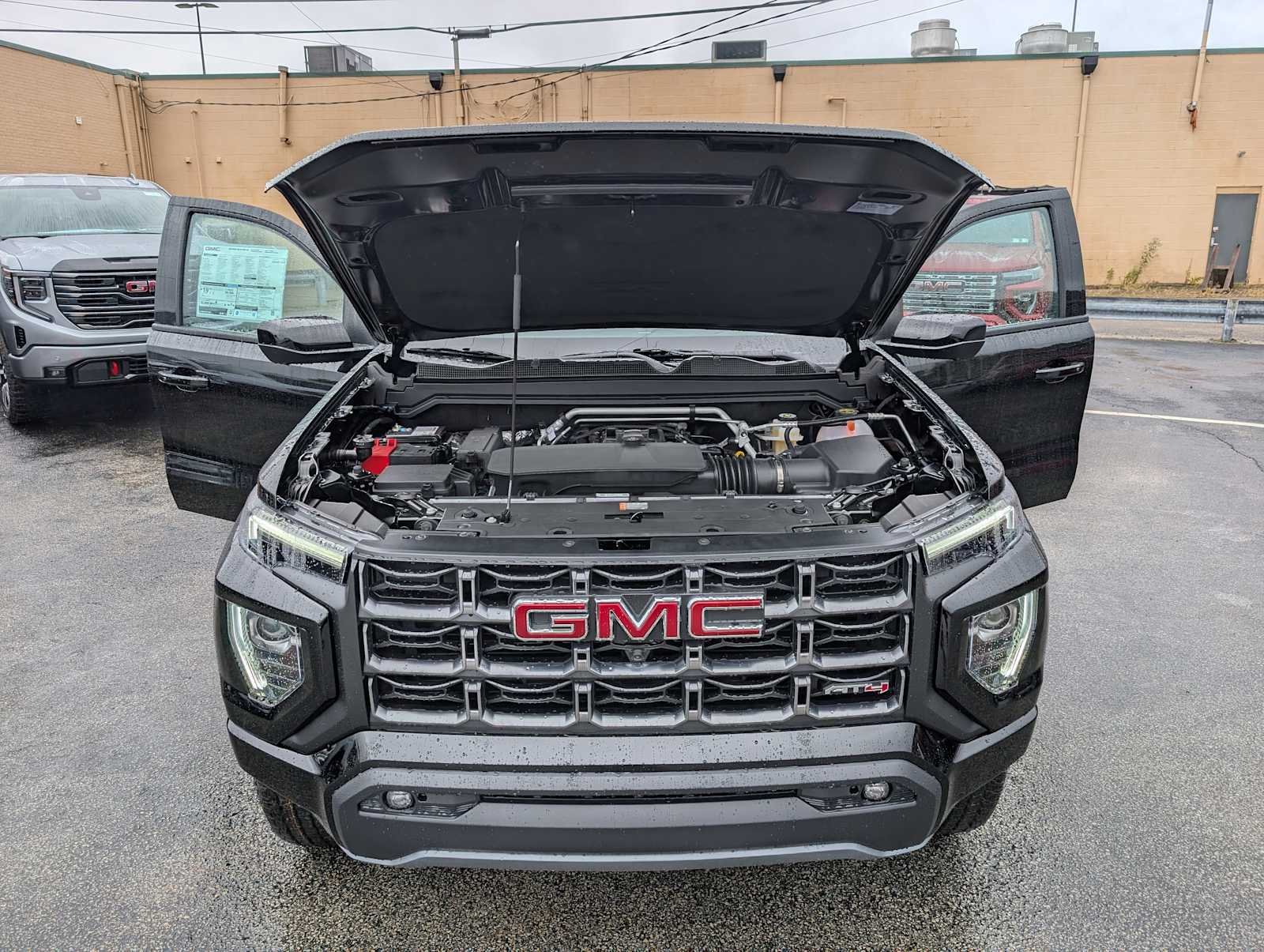 2026 GMC Canyon AT4 - Photo 11