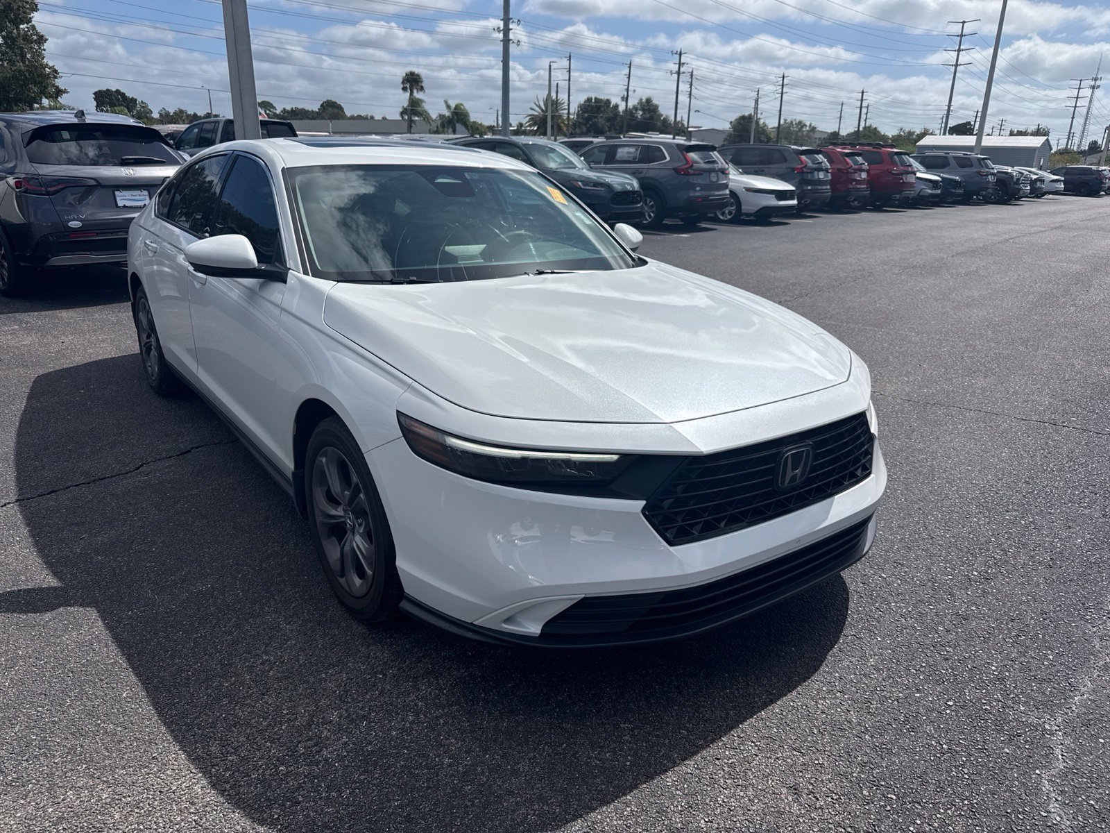 Certified Used 2024 White Honda EX image 1