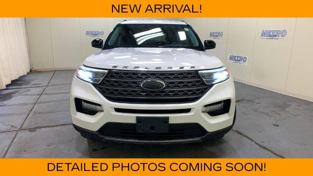 Certified Used 2023 White Metallic Ford XLT image 57