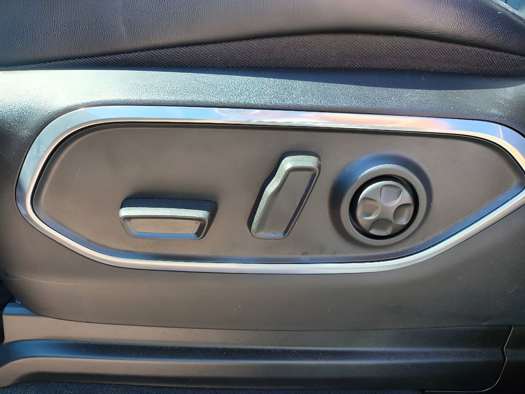 2024 Jeep Wagoneer Series II - Photo 18