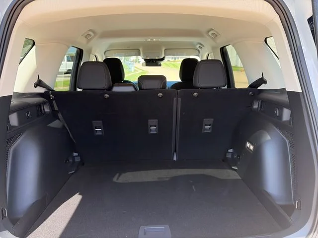 Used 2025 White Ford Big Bend image 32