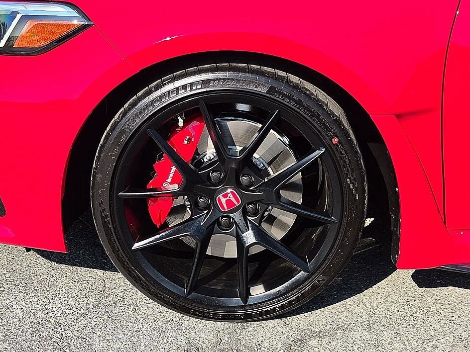 Used 2025 RALLYE RED Honda TYPER image 10