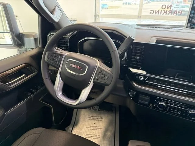 New 2026 Summit White GMC SLE image 33