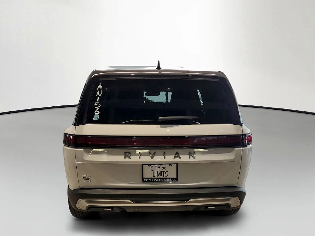 Used 2025  Rivian Adventure Dual Motor Max Pack image 6