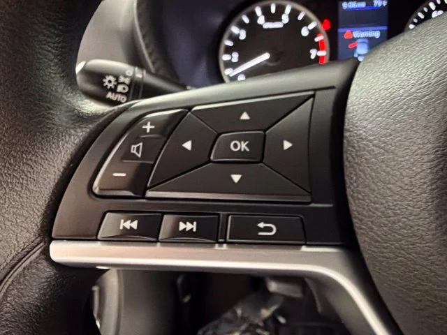Used 2023 Gray Nissan S image 30
