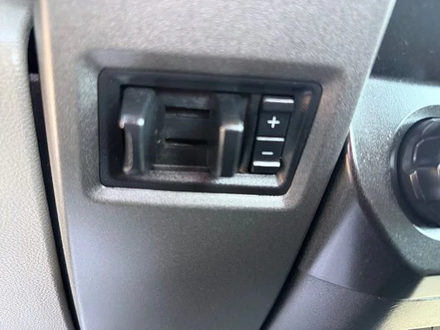 Used 2021 White Ford XL image 19