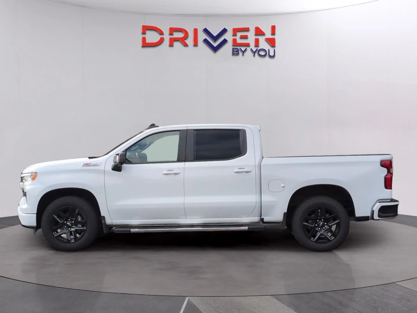 Used 2022 Summit White Chevrolet RST image 2