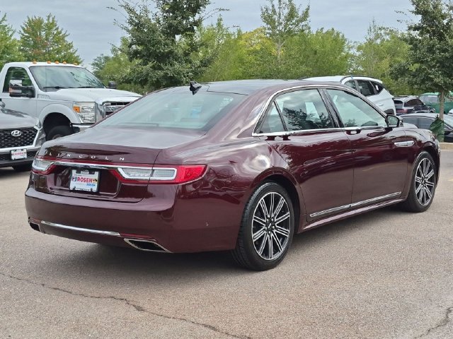 Used 2019 Red Lincoln Reserve image 7