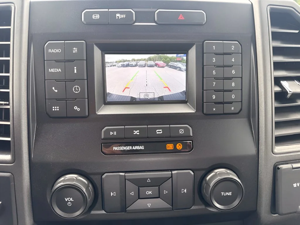Used 2022 Black Ford XL image 16