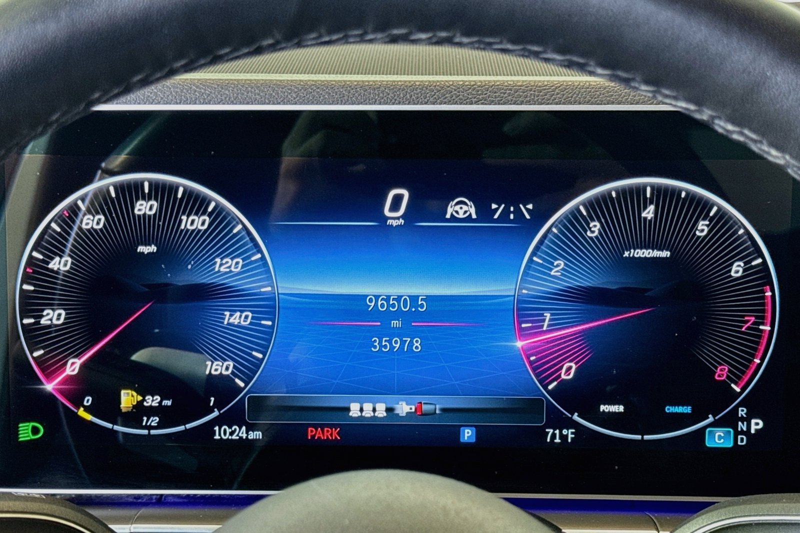 Used 2025 Polar White Mercedes-Benz GLE 350 image 12