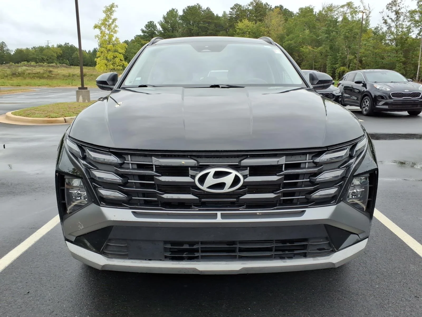 Used 2025 Phantom Black Hyundai SEL image 14
