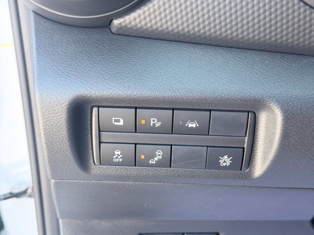 2025 Nissan KICKS PLAY Base - Photo 21