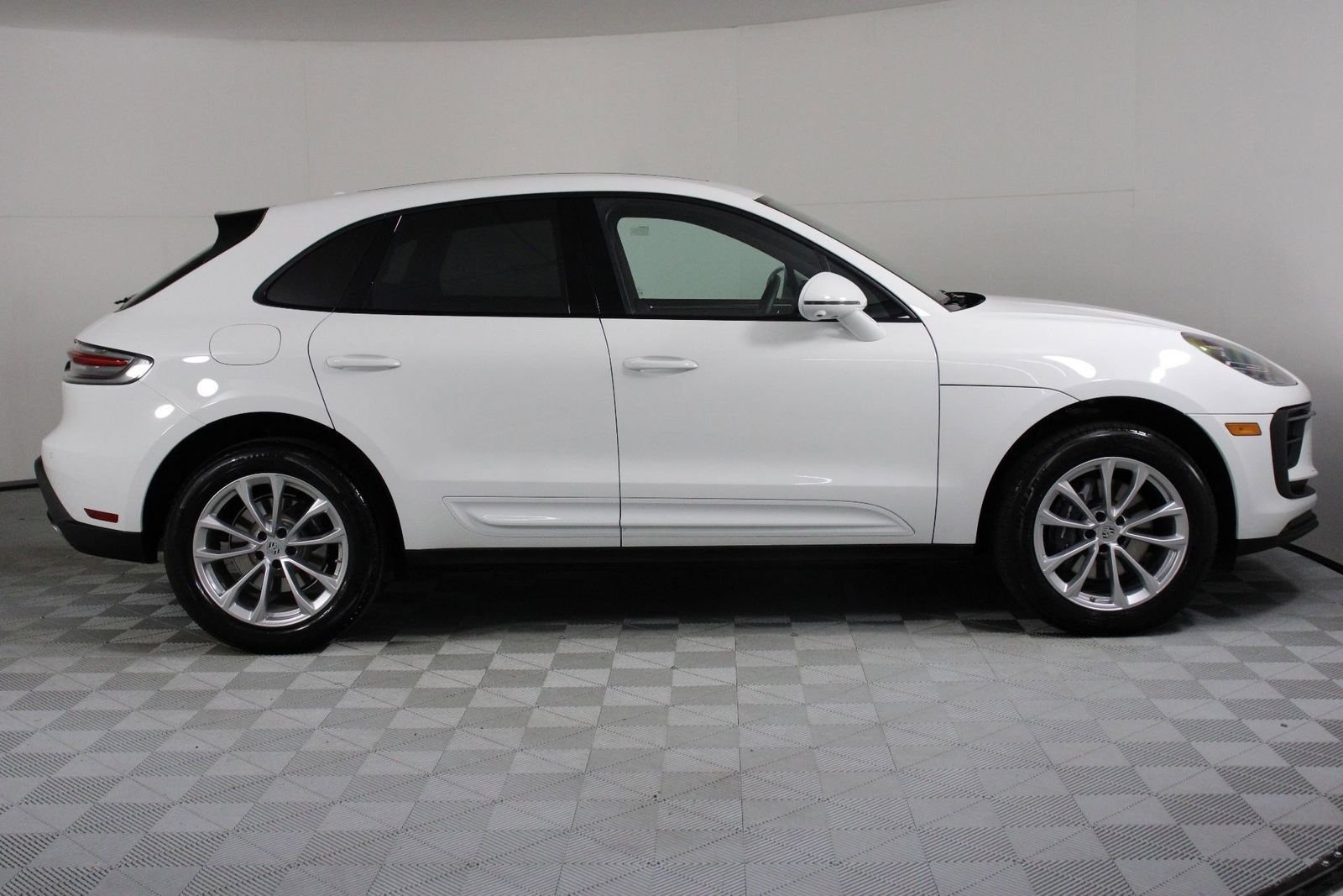 Certified Used 2026 White Porsche  image 8