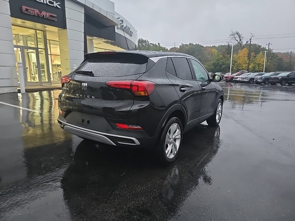 Used 2024 Black Buick Preferred image 5