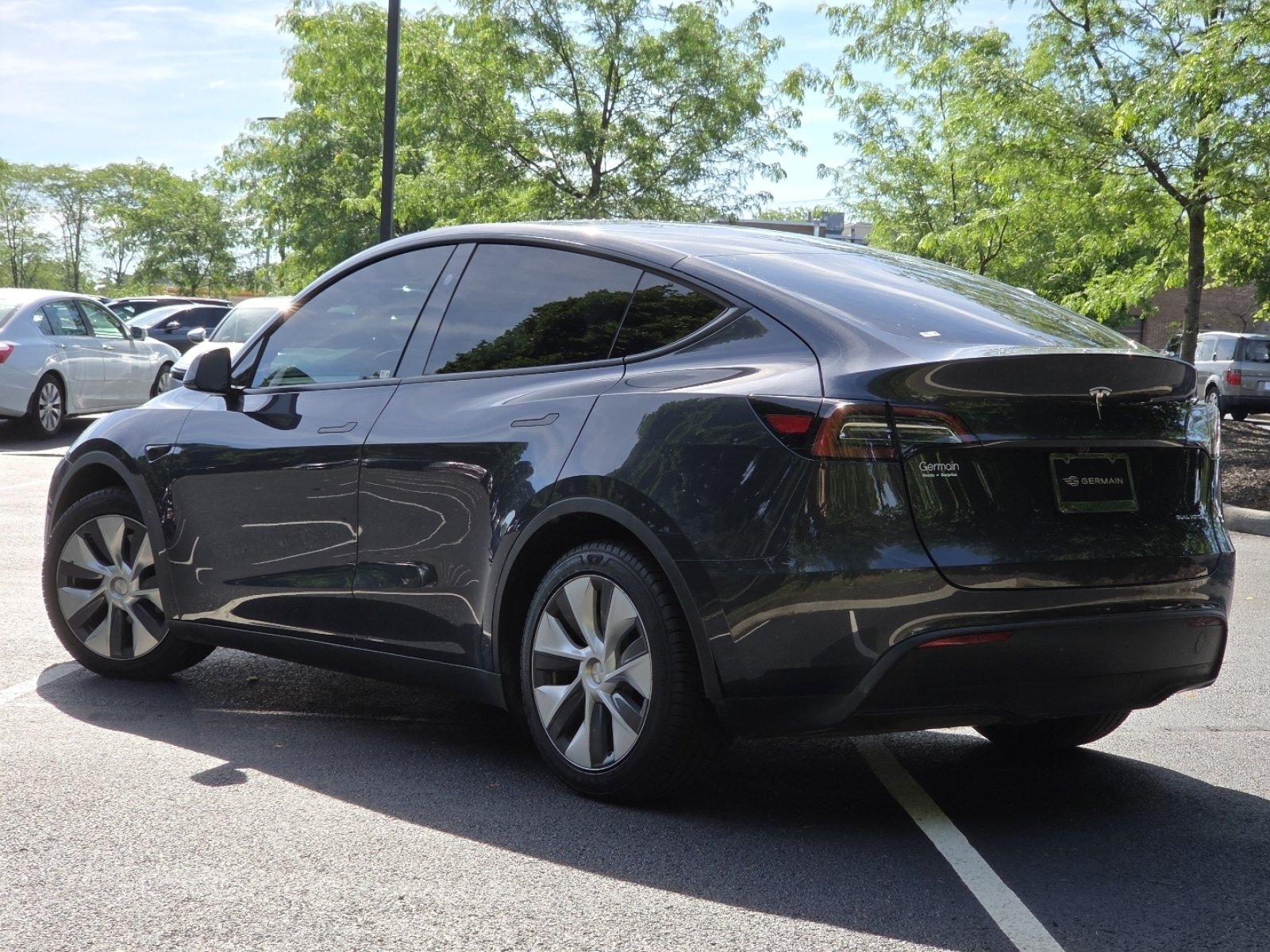 Used 2024 Stealth Gray Tesla Long Range image 21