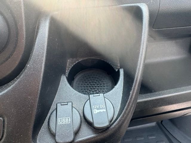Used 2018 Bright White Clearcoat Ram Base image 16