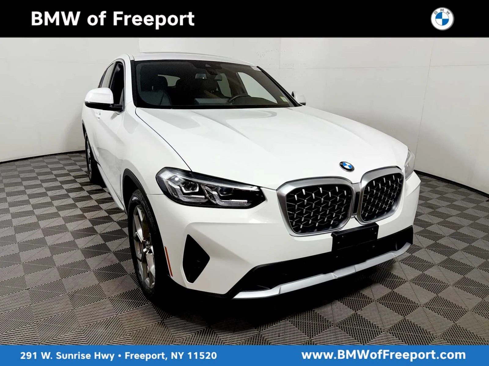 2024 BMW X4 xDrive30i