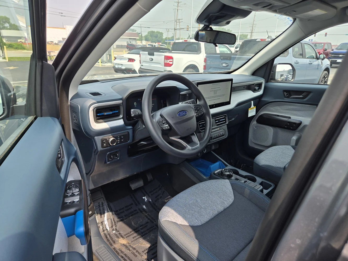 New 2026 Carbonized Gray Metallic Ford XLT image 2