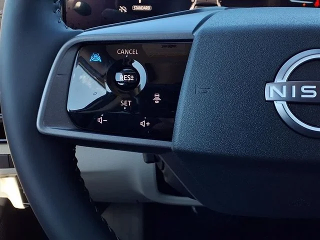 New 2026 White Nissan Platinum image 21