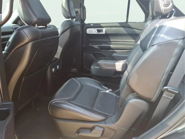 Used 2020  Ford ST image 18