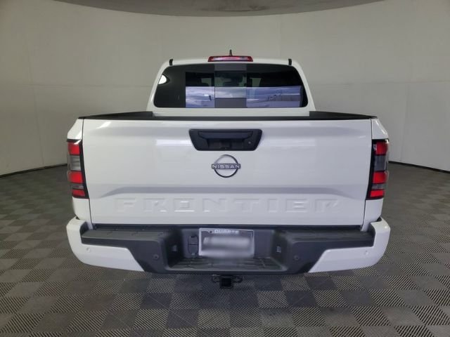 New 2026 Glacier White Nissan Crew Cab SV image 6