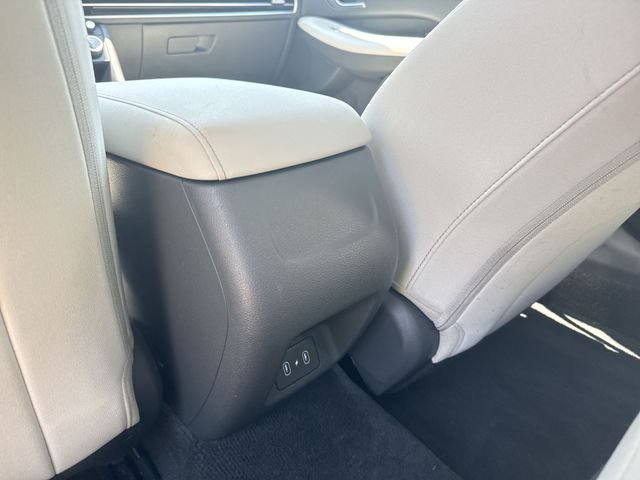 Used 2024 White Hyundai SEL image 20
