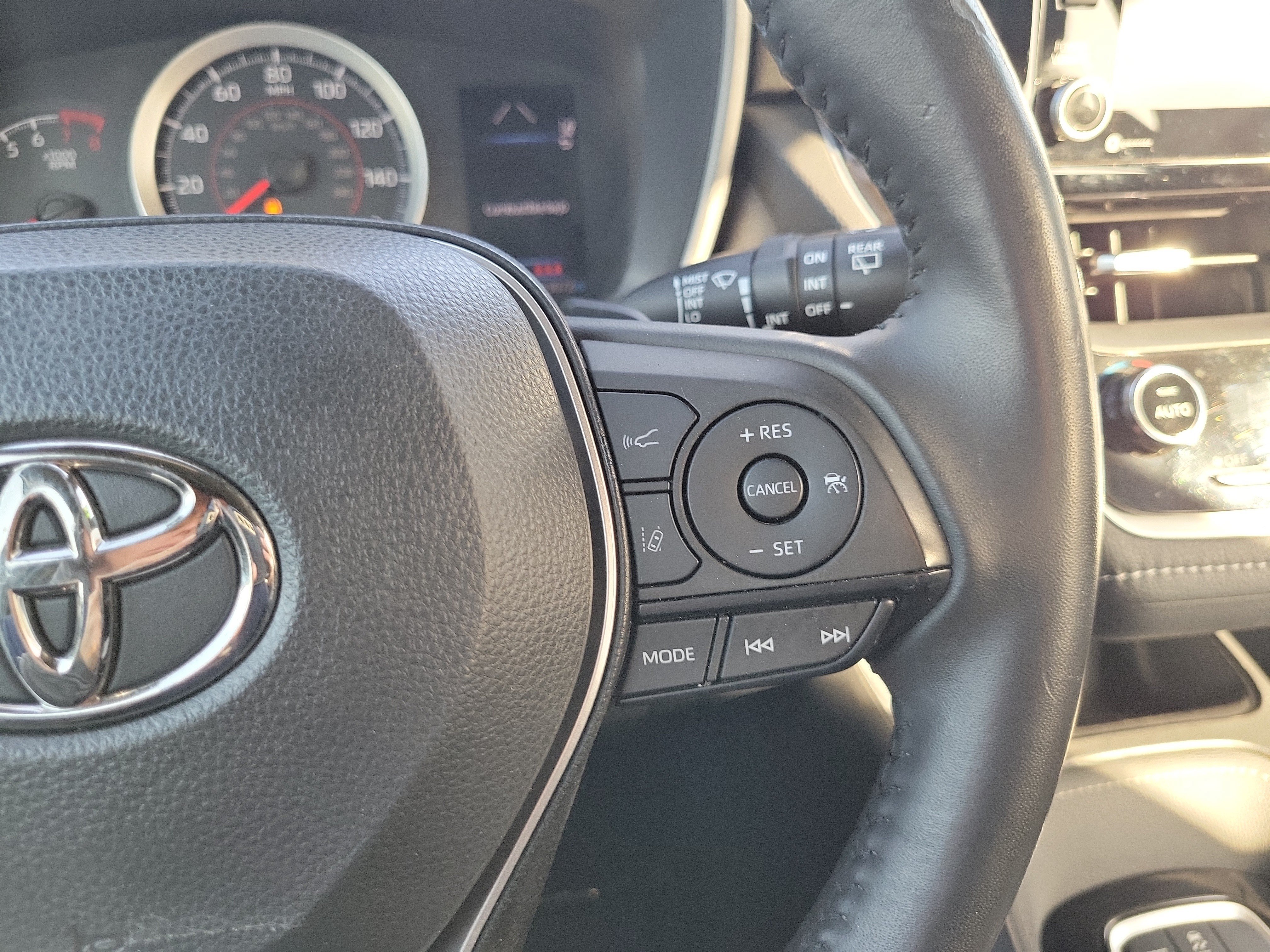 Used 2022 Aqua Toyota SE image 16