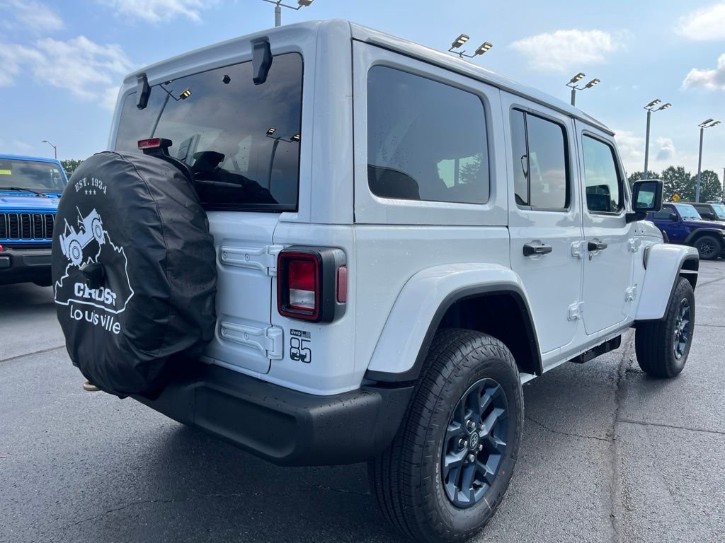 New 2026 Bright White Clear-Coat Exterior Paint Jeep 85th Anniversary Edition image 47