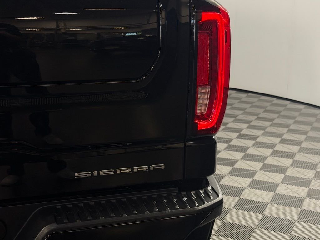 Used 2024 Onyx Black GMC Denali image 13