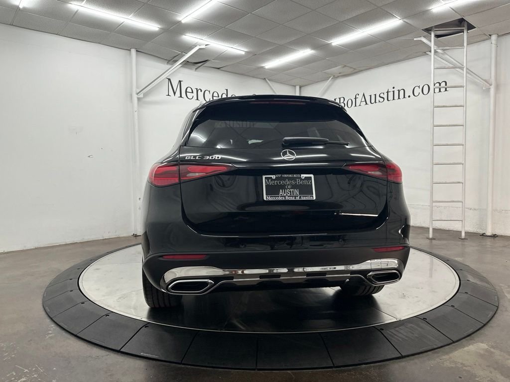 New 2026 Black Mercedes-Benz GLC 300 image 6