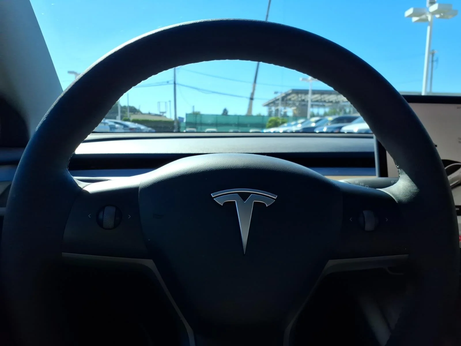 Used 2023 WHITE Tesla  image 21