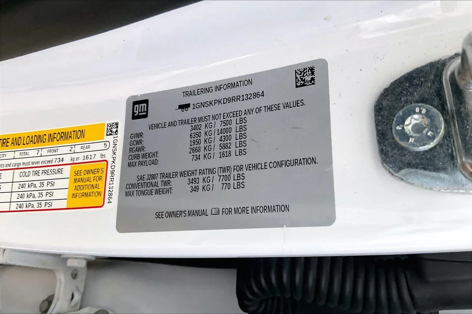 Used 2024 Summit White Chevrolet Z71 image 66