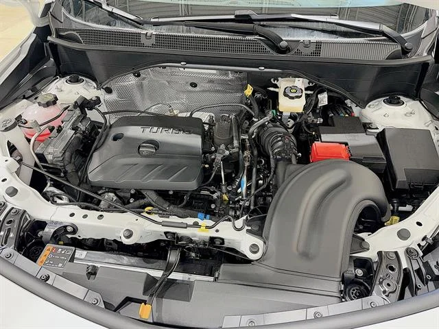 New 2026 Summit White Buick Sport Touring image 27