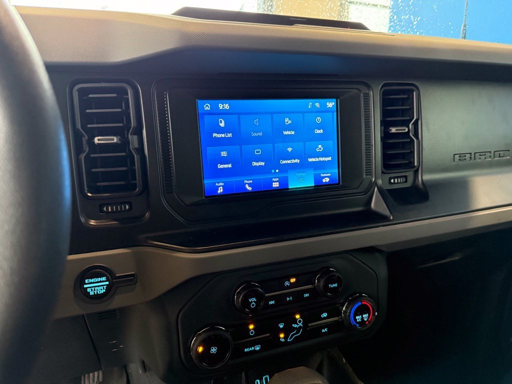 Used 2022 Green Ford Base image 18