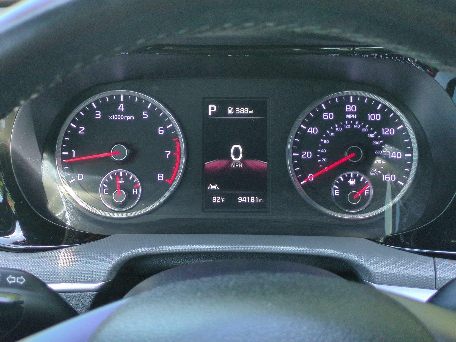 Used 2023 Wolf Gray Kia GT-Line image 21