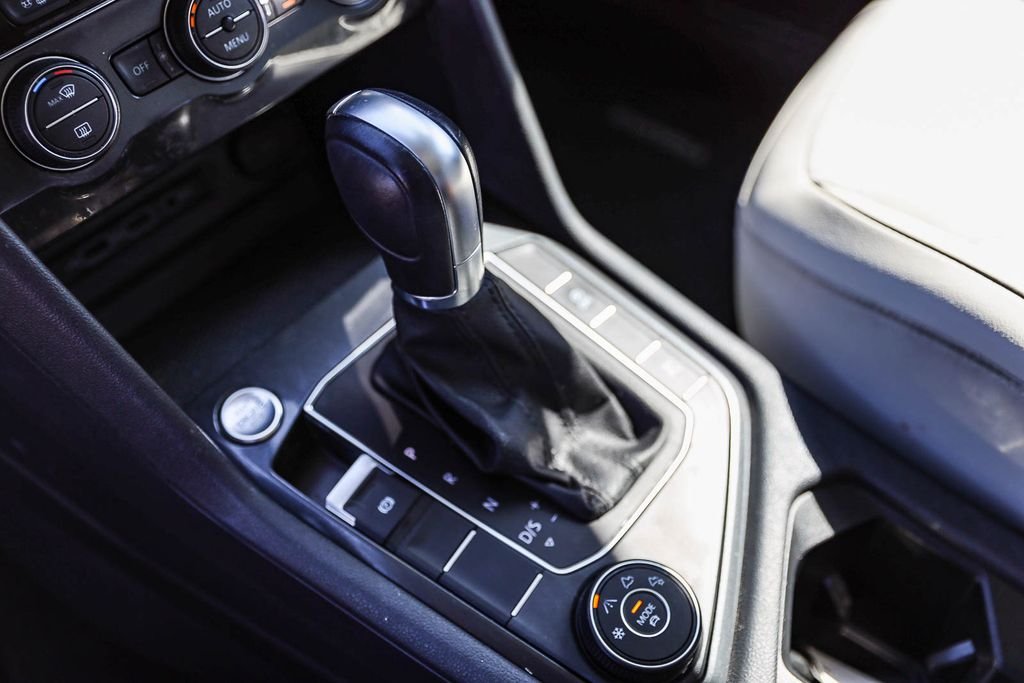 2019 Volkswagen Tiguan SEL Premium - Photo 19