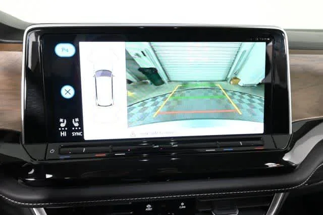 2026 Volkswagen Atlas SE w/Tech - Photo 14