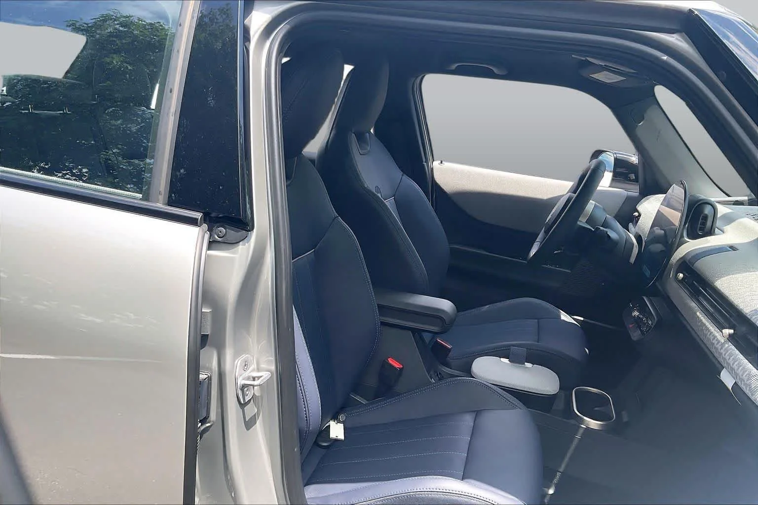 2025 MINI Hardtop 4 Door S - Photo 8
