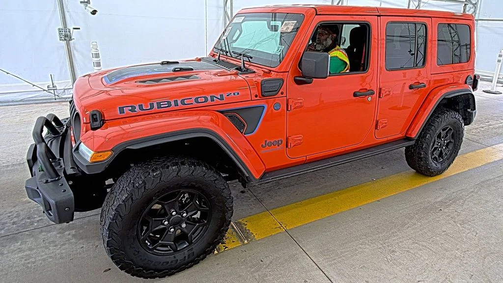 Used 2023  Jeep Rubicon 20th Anniversary Edition 4xe image 1