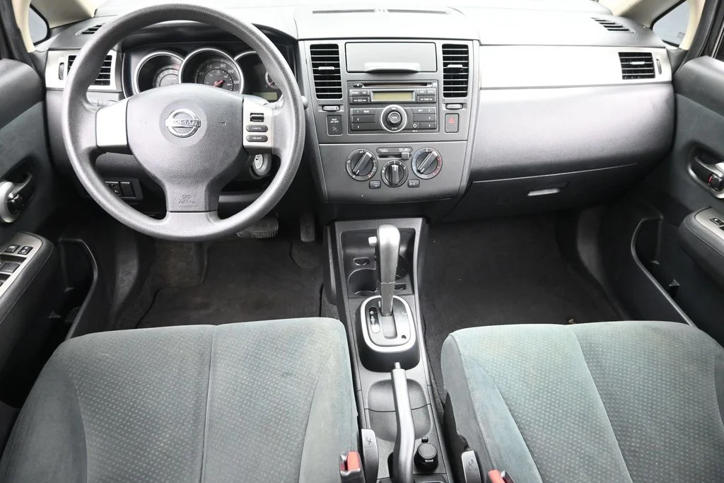 Used 2010 Black Nissan 1.8 S image 15