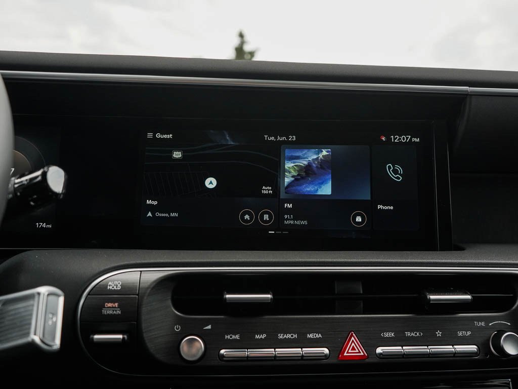 New 2026 Ecotronic Gray Pearl Hyundai SEL 8P AWD image 25