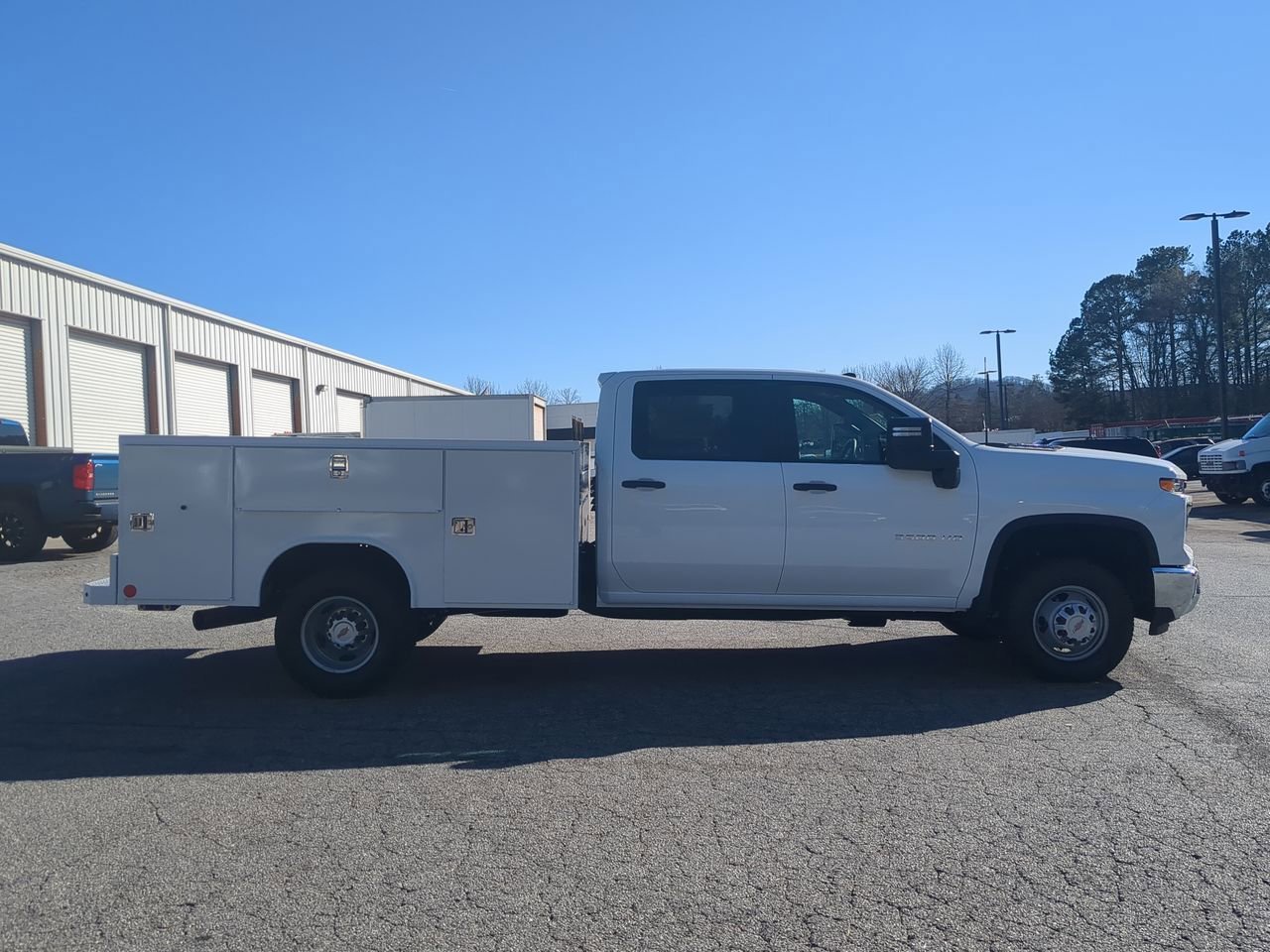 2026 Chevrolet Silverado 3500 HD Work Truck - Photo 9