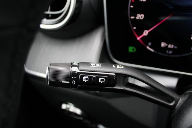 New 2026 Black Mercedes-Benz GLC 300 image 18