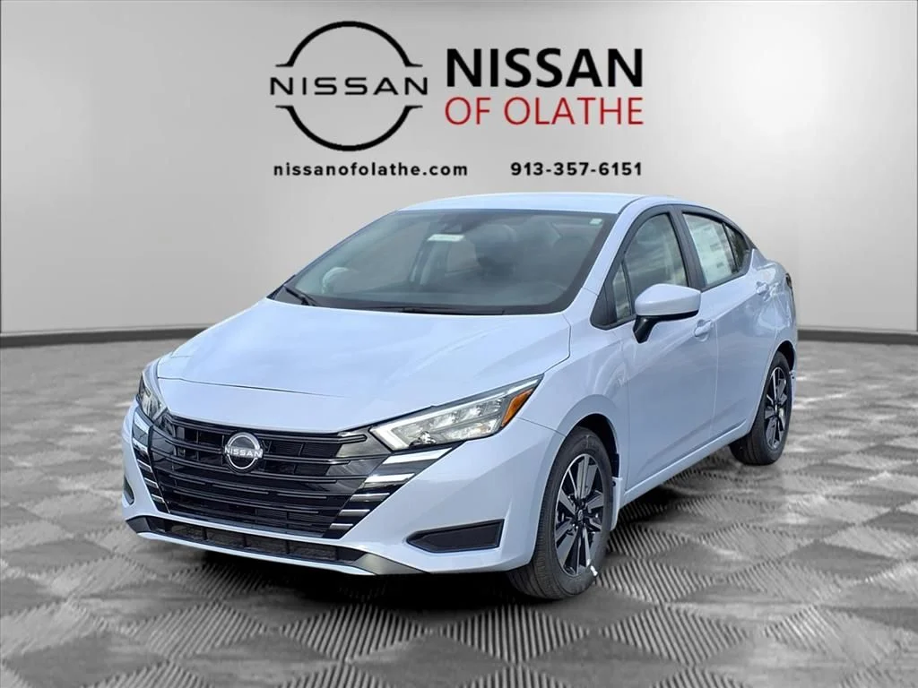 2025 Nissan Versa 1.6 SV CVT's photo